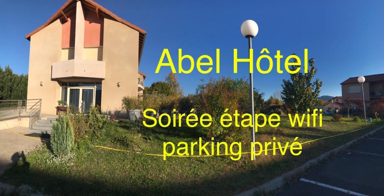 Abel Hotel Langeac Bagian luar foto