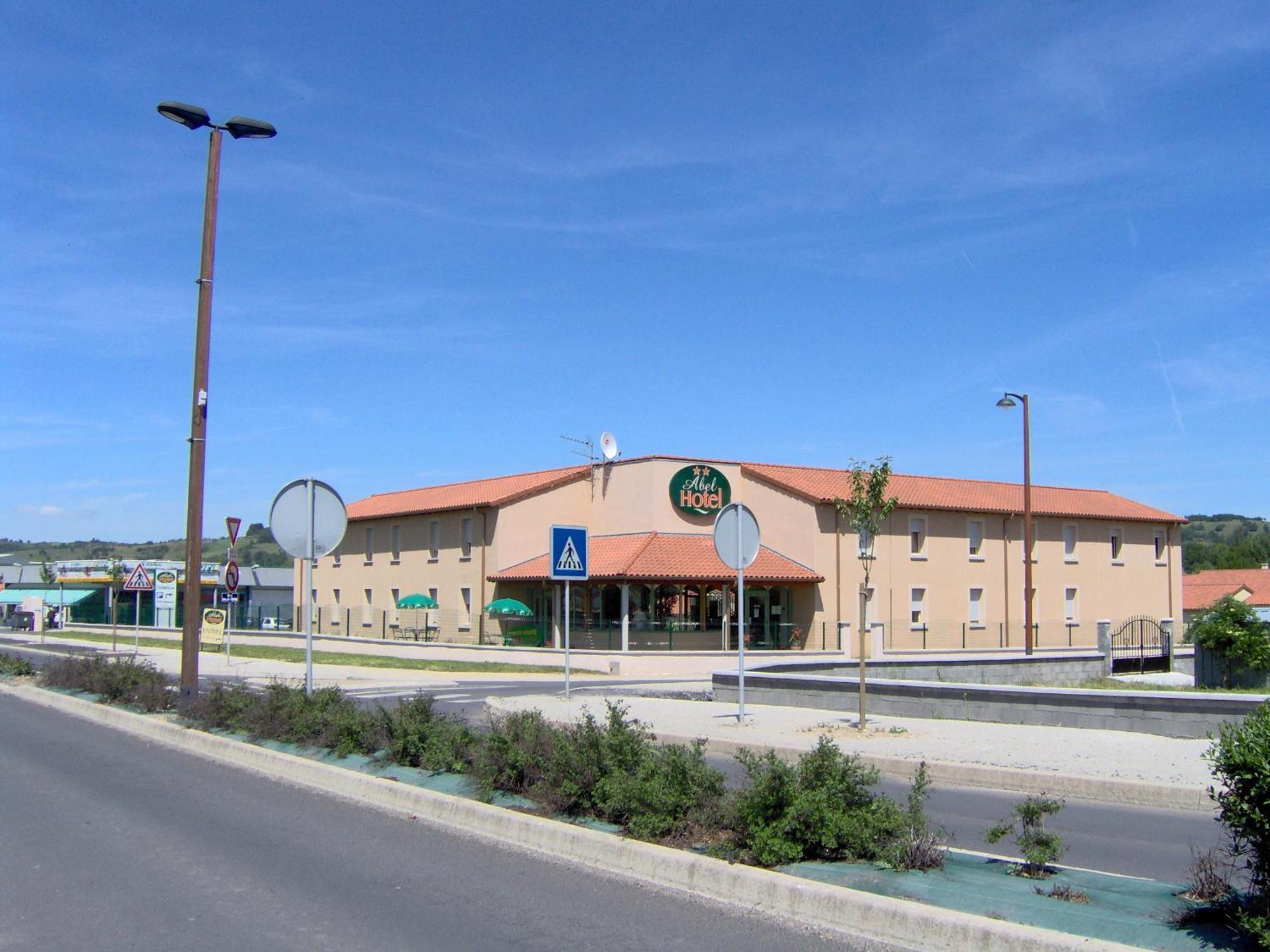 Abel Hotel Langeac Bagian luar foto